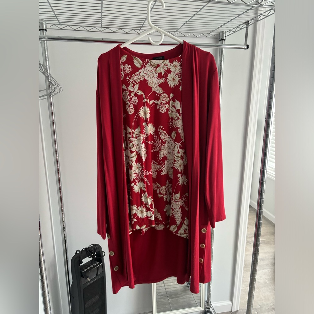NWOT Tunic Top & Cardigan Set